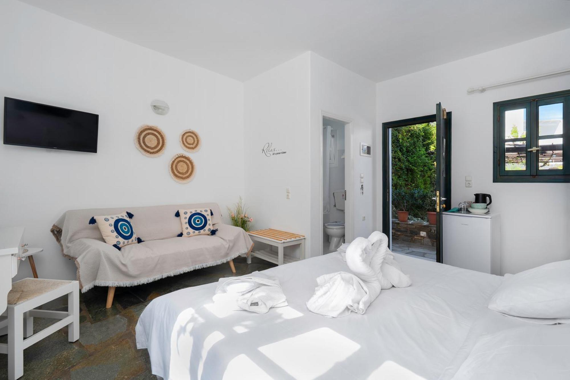 Eleni Rooms Parikia  Exterior photo