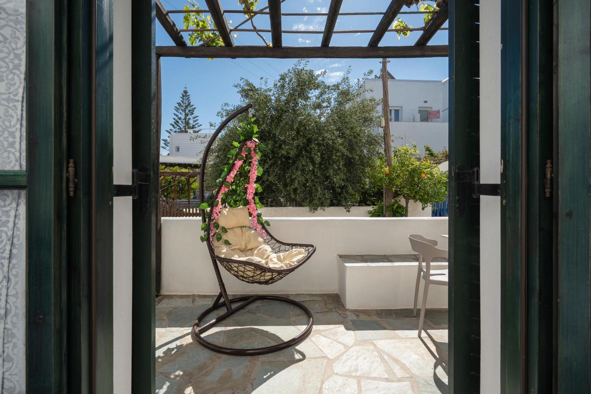 Eleni Rooms Parikia  Exterior photo