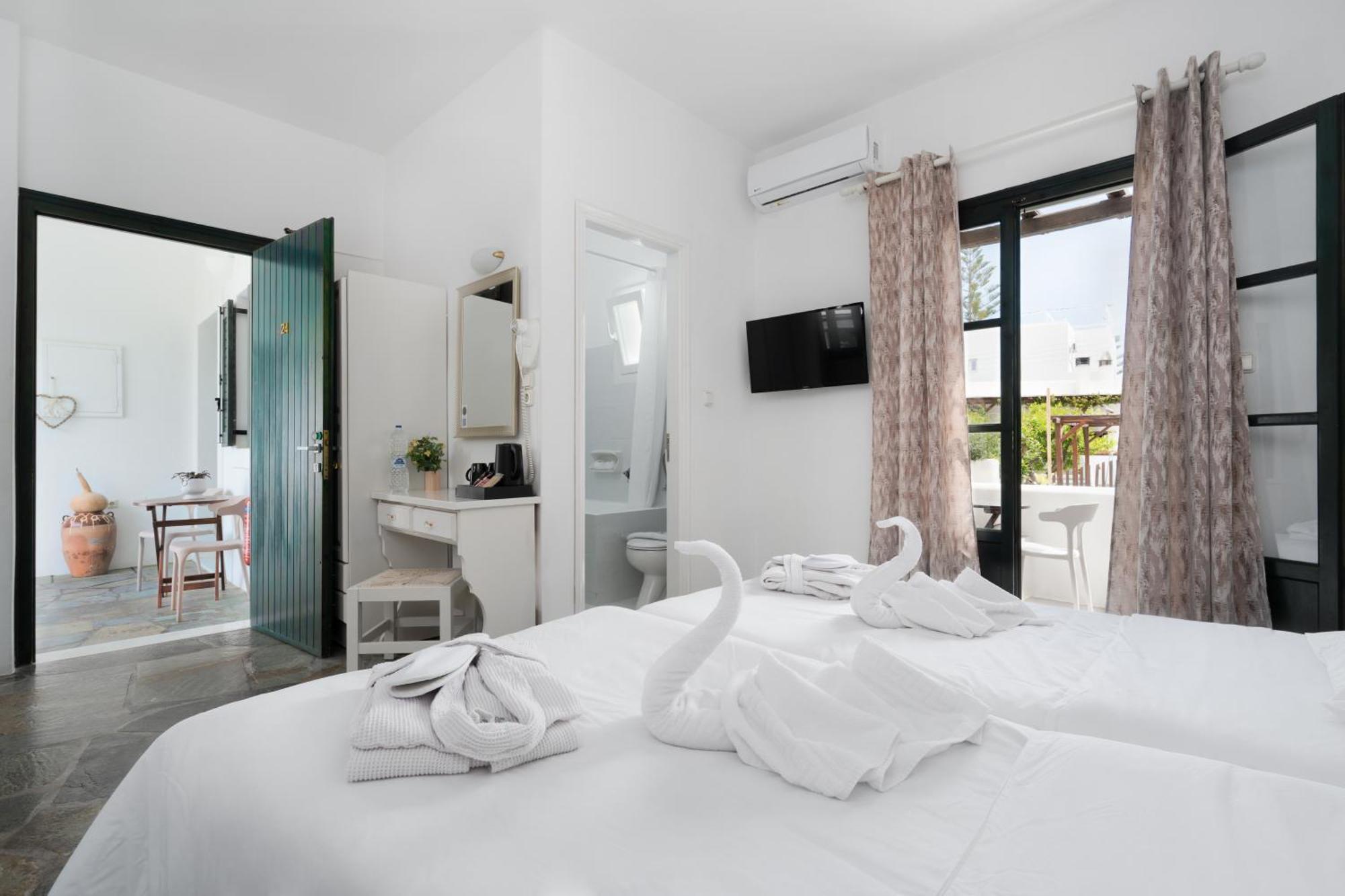 Eleni Rooms Parikia  Exterior photo