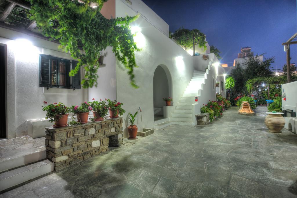 Eleni Rooms Parikia  Exterior photo